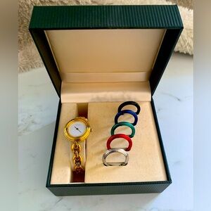 Vintage EUC Gucci watch